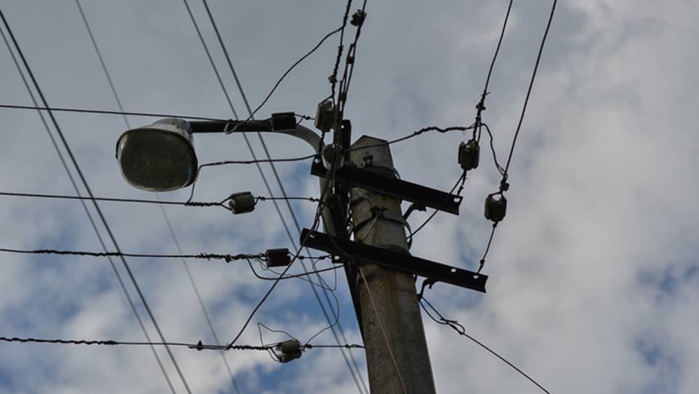 В Москве предложили маскировать провода и антенны сотовой связи
