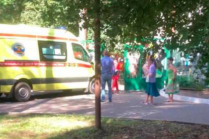 Ребенок умер после падения дерева в российском детском саду