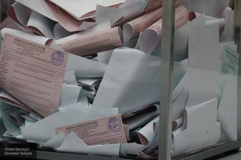 Горизбирком озвучил данные о явке на выборы в Санкт-Петербурге на 15:00