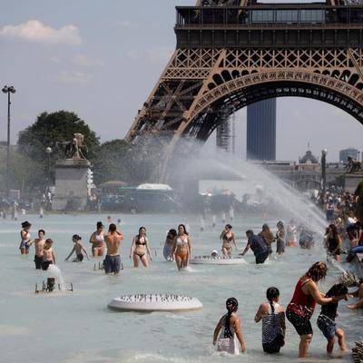 Более 1500 человек стали жертвами аномально жаркой погоды во Франции летом