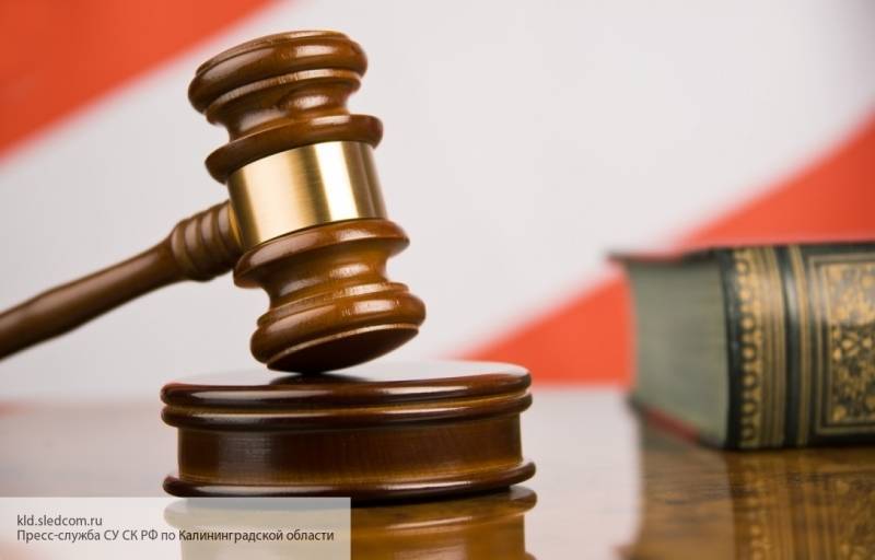 Петербургский суд оштрафовал двух «яблочников» за незаконную агитацию
