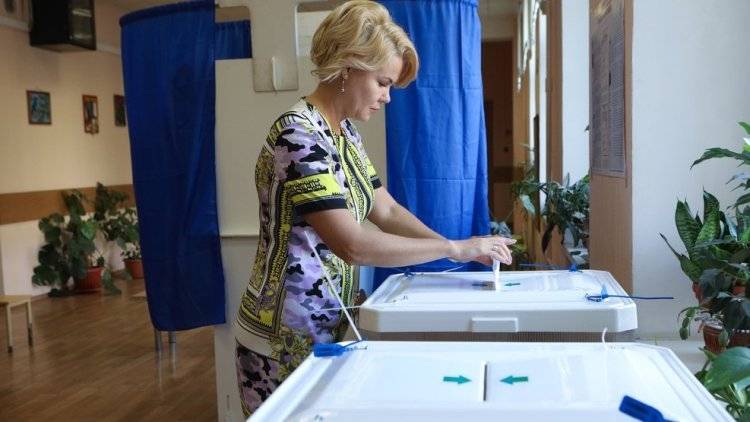 Почему выборы губернаторов в России прошли без ожидаемых вторых туров