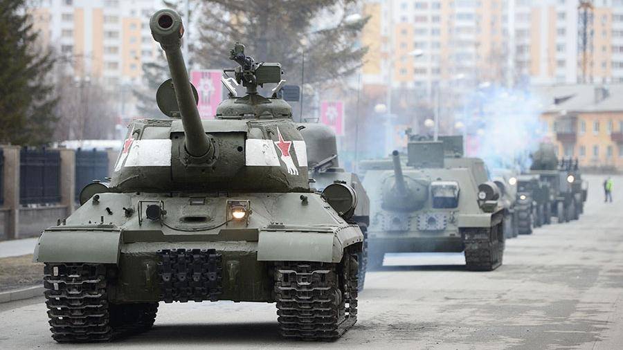 Немецкие СМИ сравнили советский ИС-2 с танками вермахта