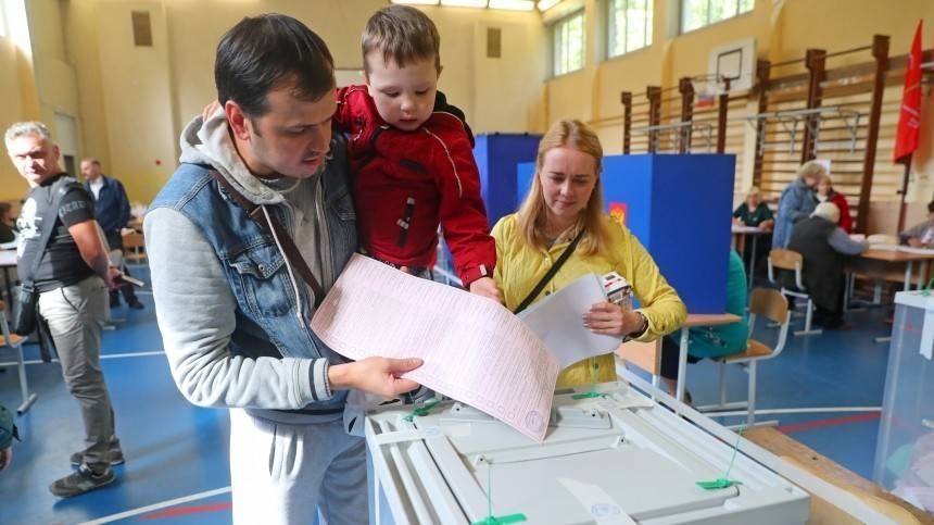 Александр Беглов набирает более 64% голосов после подсчета 90% протоколов