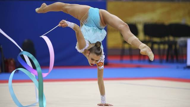 Гимнастка из РФ упала без сознания в финале турнира в Португалии