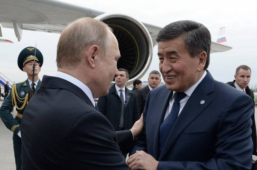 Глава Киргизии Жээнбеков пожелал гражданам страны всего самого светлого в новом году