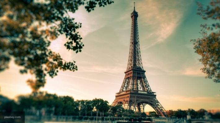 Парижане хотят реконструировать Елисейские Поля