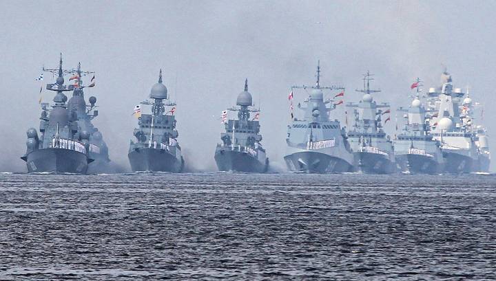 Новый год в Мировом океане встретили более 60 кораблей ВМФ РФ