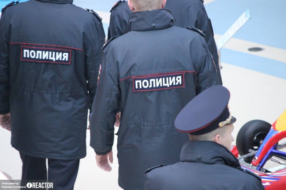 Более 67 тысяч полицейских поддерживали порядок на новогодних гуляниях в России