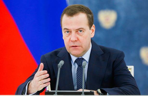 Медведев заявил об урегулировании с Украиной всех вопросов по газу