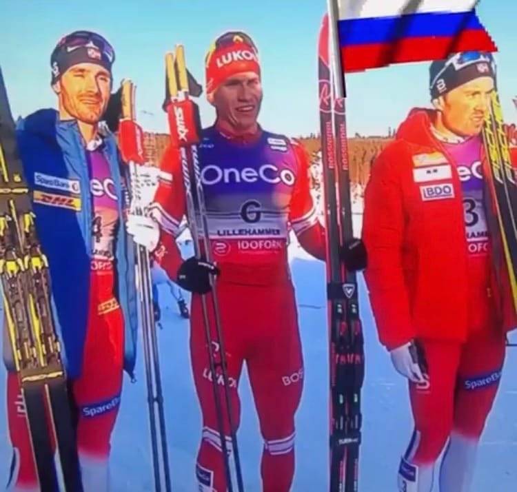 Большунов завоевал золото на лыжной гонке преследования «Тур де Ски»