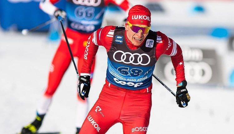 Лыжник Большунов выиграл гонку преследования на «Тур де Ски»
