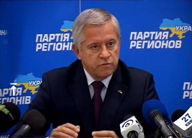 Соратник Януковича сокрушается, что Зеленский провалил пересмотр Минска-2