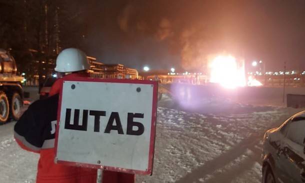 Сергей Гапликов дал поручения министерствам по ситуации с пожаром на ухтинском НПЗ