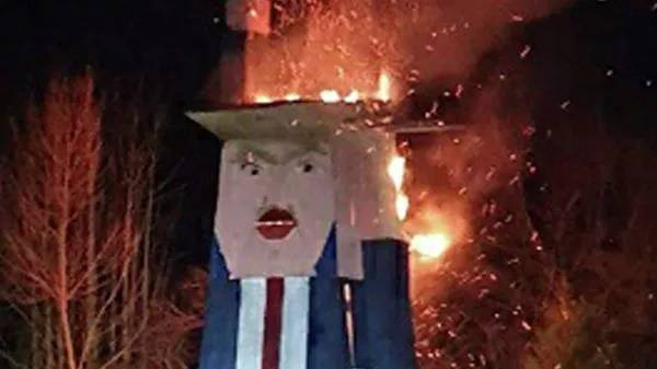В Словении неизвестный поджег деревянную статую Трампа