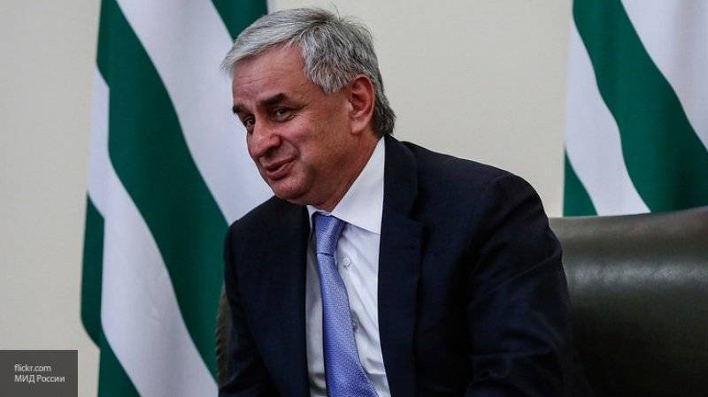 Парламент Абхазии проголосовал за отставку Рауля Хаджимбы