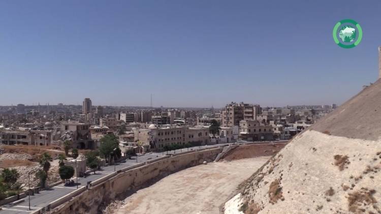В районе сирийского Тишрина восстановлены десятки жилых домов и налажен строгий контроль качества стройматериалов