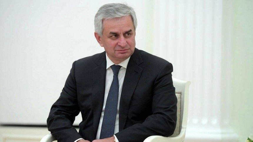 Президент Абхазии призвал оппозицию к переговорам