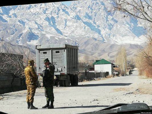 На киргизско-таджикской границе неизвестные совершили несколько провокаций