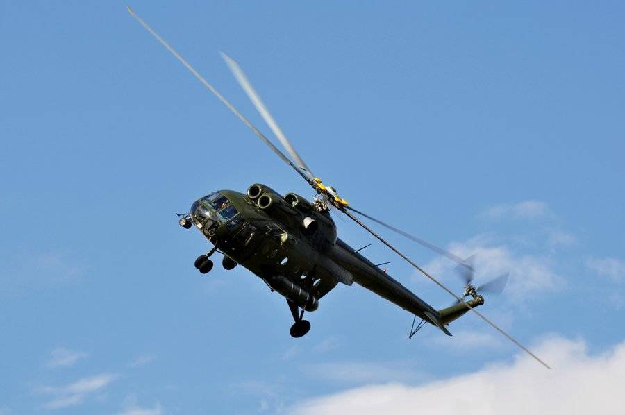 Вертолет Ми-8 совершил вынужденную посадку в Красноярском крае