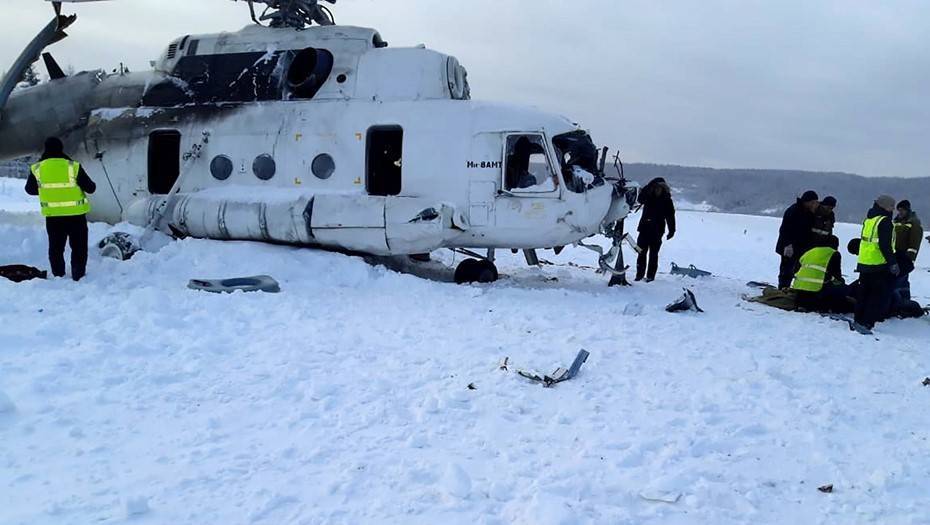 В Красноярском крае совершил экстренную посадку вертолет Ми-8 с 14 пассажирами