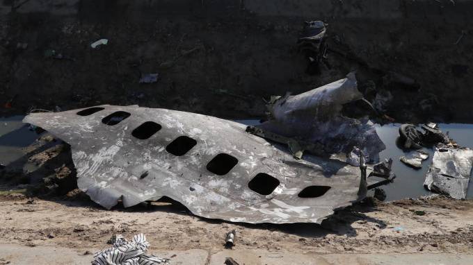 CNN: украинский лайнер был сбит двумя ракетами