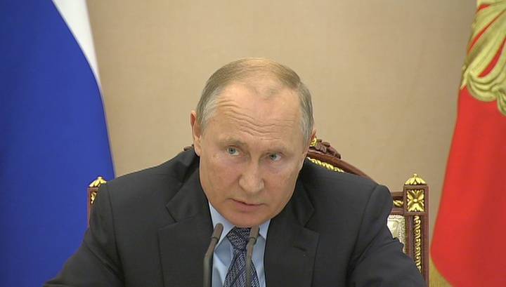 Путин дал поручения крымским чиновникам