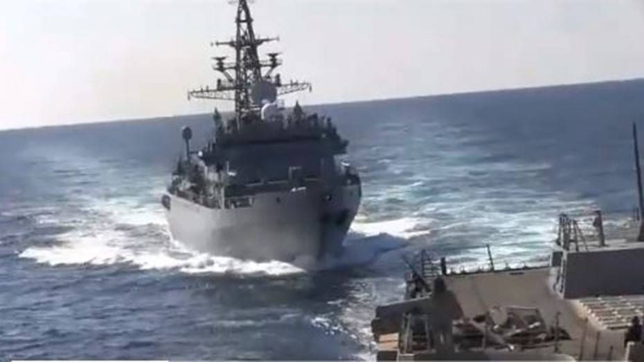 В Минобороны РФ опровергли опасное сближение кораблей России и США в Аравийском море
