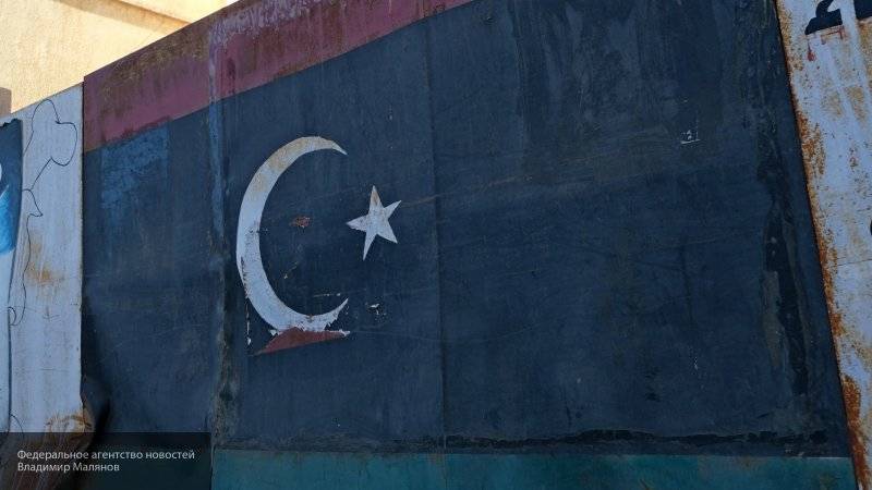 Мухин заявил, что РФ приходится делать работу ООН, содействуя установлению мира в Ливии