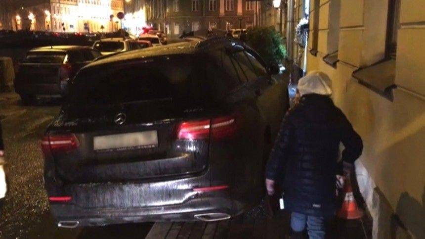В ГИБДД пообещали наказать Михаила Боярского за неправильную парковку