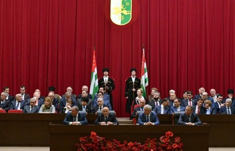 Рашид Нургалиев - Абхазский парламент соберётся 11 декабря для обсуждения ситуации в стране - news.ru - Россия - Апсны - Парламент