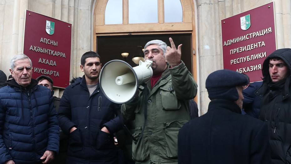 Дату повторных выборов президента Абхазии огласят 13 января