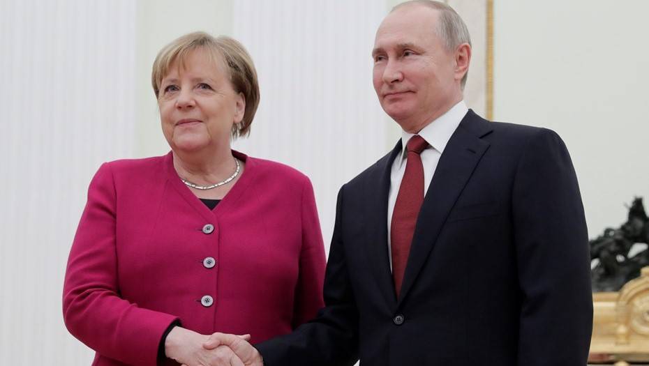 В Кремле начались переговоры Путина и Меркель