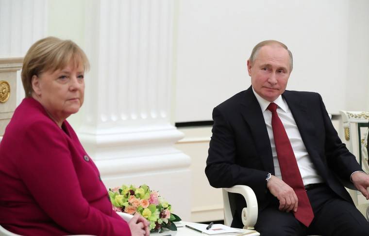 Переговоры Путина и Меркель длятся уже три часа