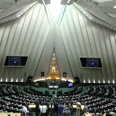 Завтра парламент Ирана рассмотрит ситуацию со сбитым украинским "Боингом"