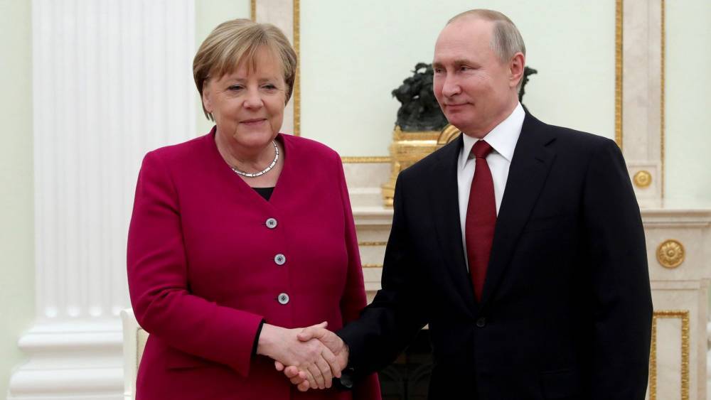 Переговоры Путина и Меркель идут уже три часа