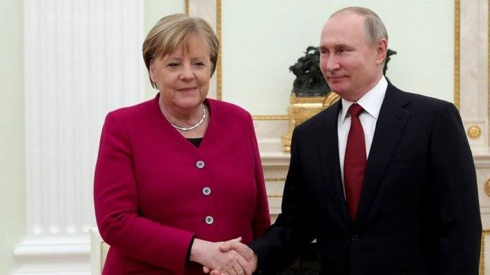 Путин назвал Минские соглашения единственной основой для урегулирования на Украине