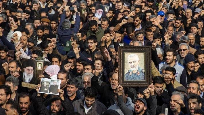 Власти Ирана объявили 3 января Всемирным днем сопротивления