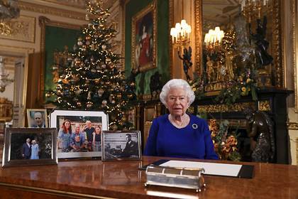 Королева Елизавета II созвала семейный совет из-за принца Гарри и Меган Маркл