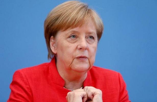 Немецкие СМИ: В Москве Меркель выступила наперекор США