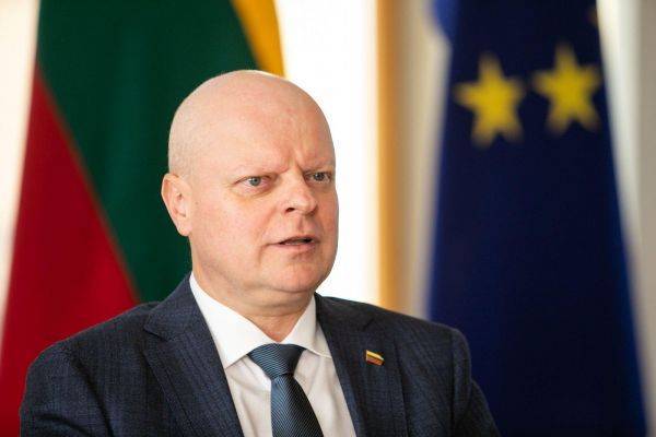 Больной раком премьер-министр Литвы жалуется на травлю со стороны прессы
