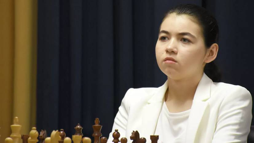 Горячкина и Вэньцзюнь сыграли вничью в шестой партии матча за шахматную корону