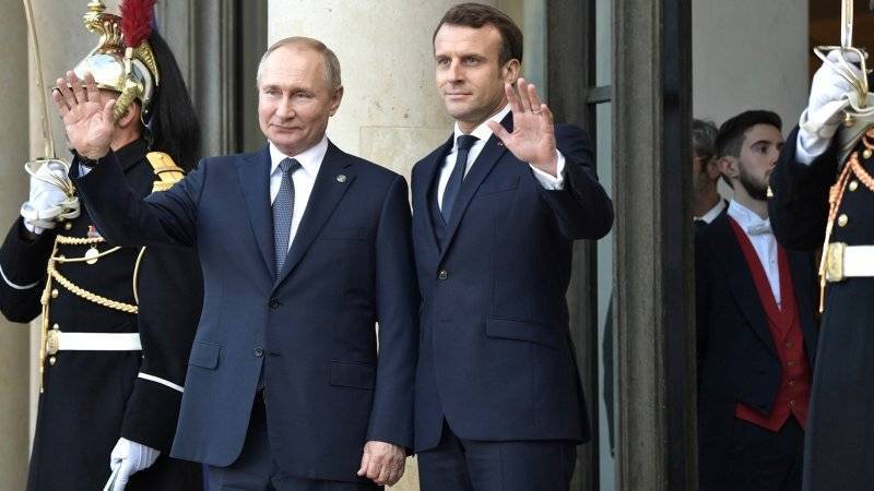 Путин и Макрон созвонились, чтобы обсудить ситуацию в Сирии и на Украине