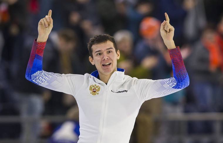 Конькобежец Семериков завоевал бронзу в масс-старте на чемпионате Европы