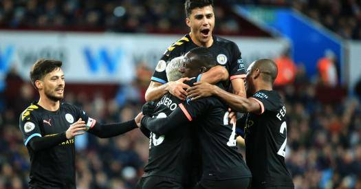 «Манчестер Сити» разгромил «Астон Виллу» благодаря хет-трику Агуэро и дублю Мареза