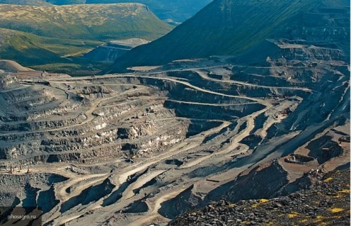 В РФ выпустили новый самосвал для горнодобывающей промышленности