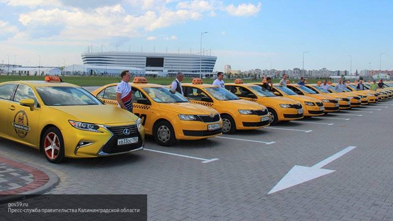 Судимым за тяжкое преступление водителям могут запретить работать в такси в РФ