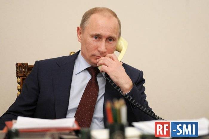 Путин переговорил по телефону с премьером Италии Конте - Кремль