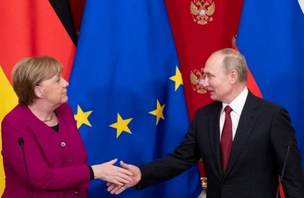 Немецкая газета указала на «заметное дружелюбие» Меркель в Москве