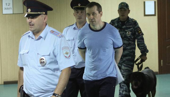 Дело Захарченко: у СК есть доказательства взяточничества экс-полковника